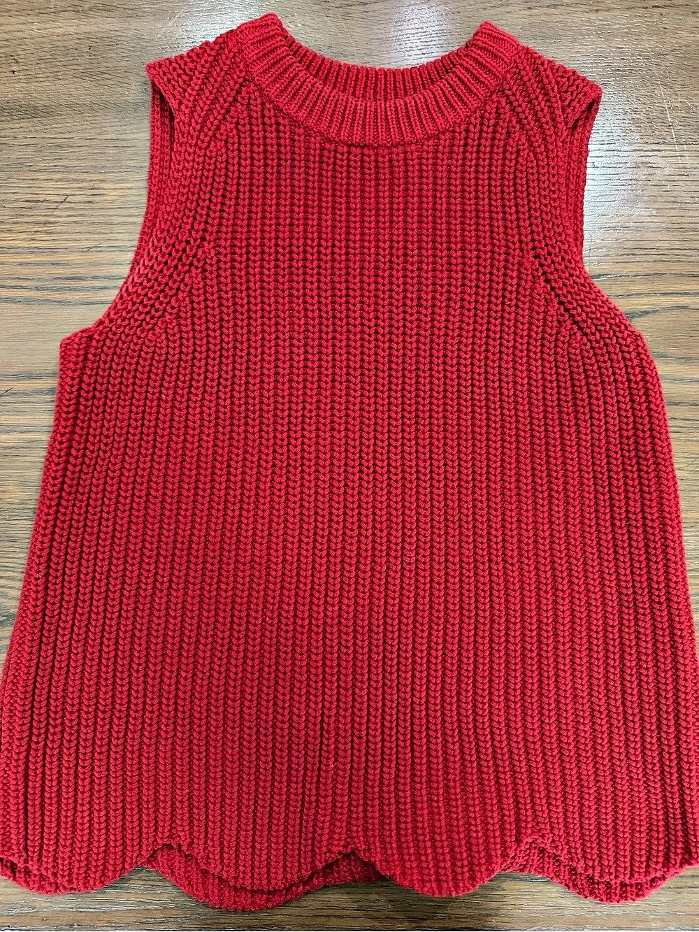 J.CREW Knit Sleeveless Scalloped Hem Sweater in Red XS